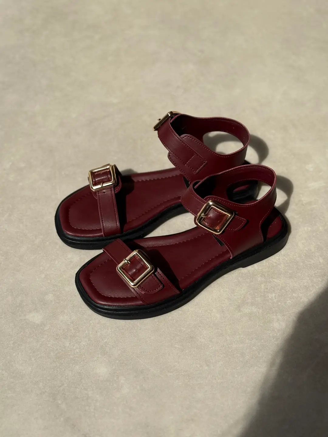 Keny Lastik Toka Detaylı Kadın Sandalet - BORDO