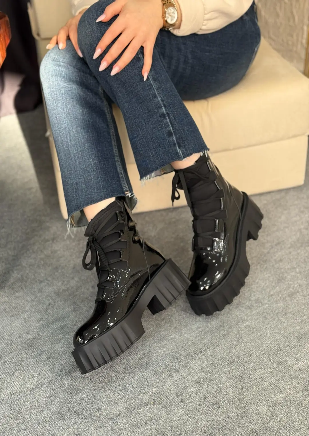 RACHEL SİYAH RUGAN KADIN BOT