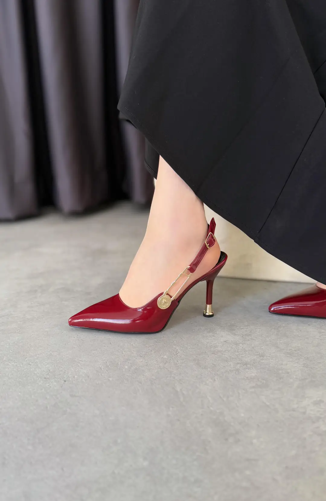 Mona Bordo Stiletto